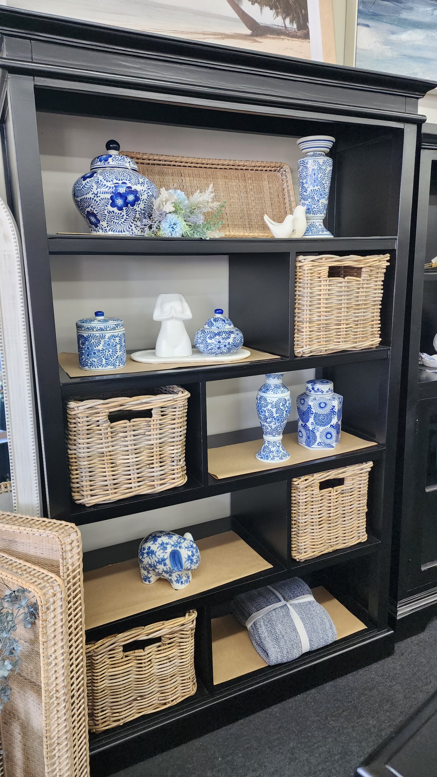 Hampton's Black Display