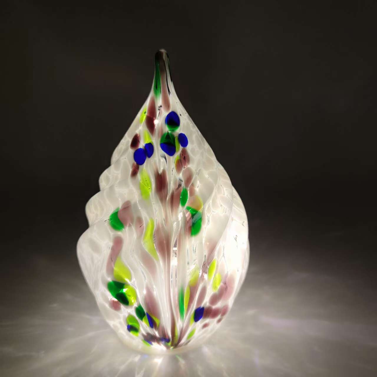 Glow Light Teardrop-White/ Multi