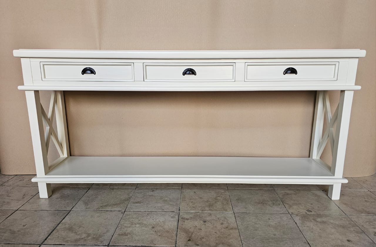 Hampton's 3 Drawer Console