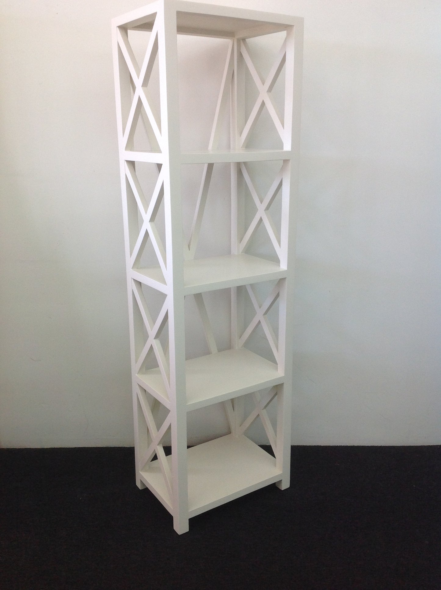 Hampton's Single Bookcase