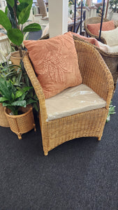 Bonzu Chair- Antik