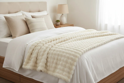 Mallow Throw Rug-Ivory