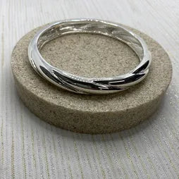 Groove Bangle- Silver