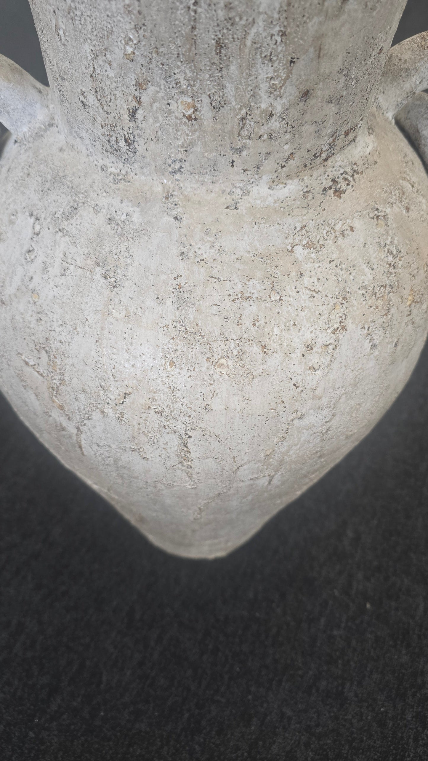 Pluru Floor Vase- Off White