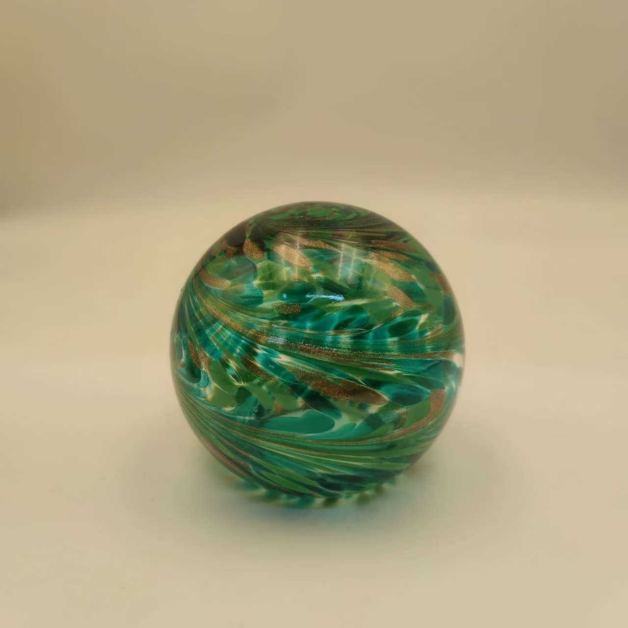 Glow Light Round-Emerald Green/Gold
