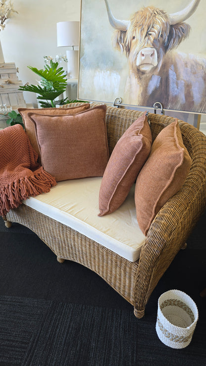 Sylvia 2 Seater-ANTIK