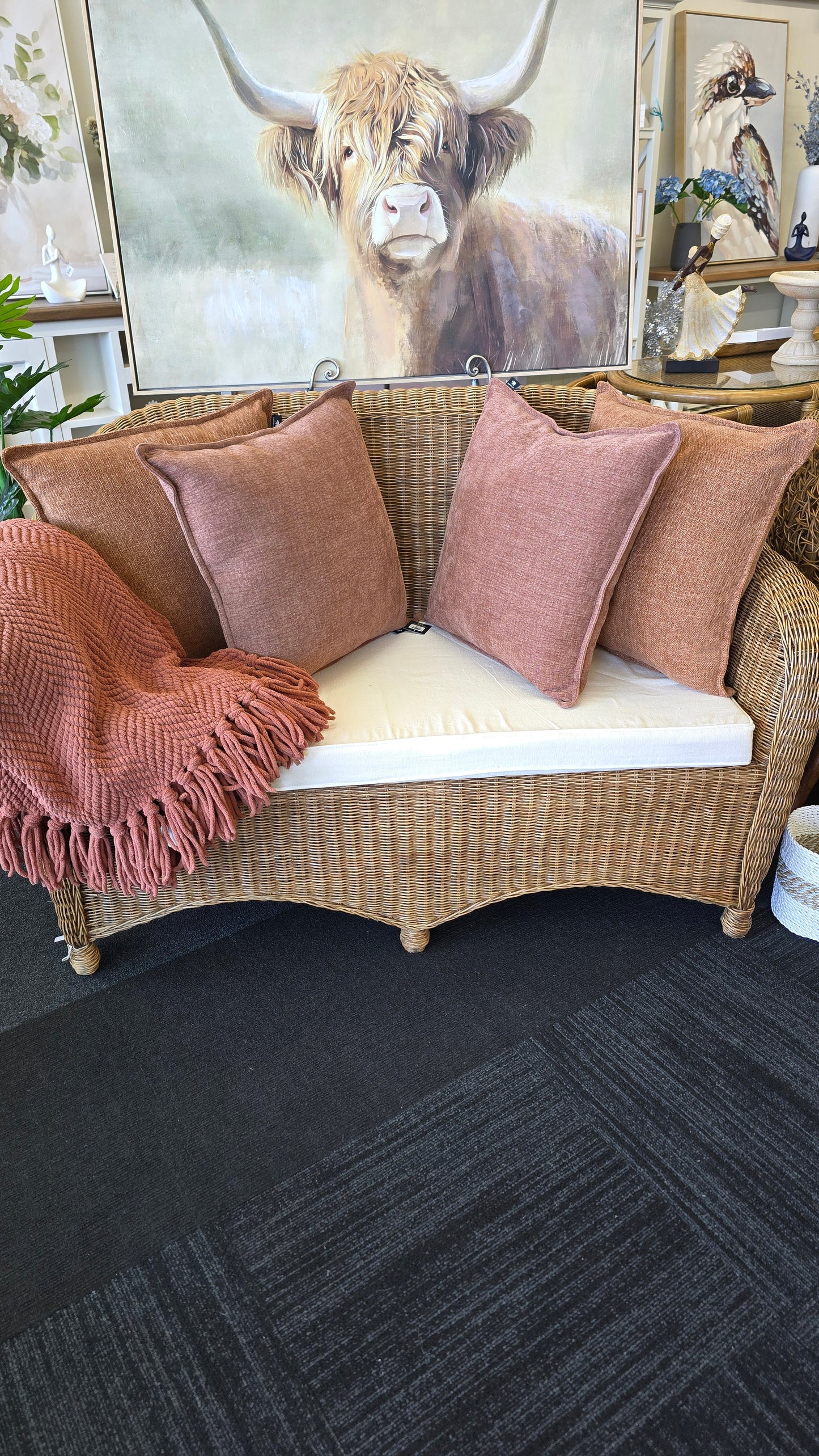 Sylvia 2 Seater-ANTIK