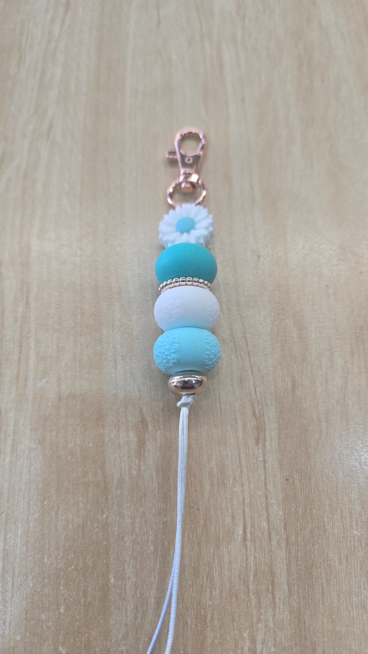 Hanging Beaded Keyring-Aqua Daisy