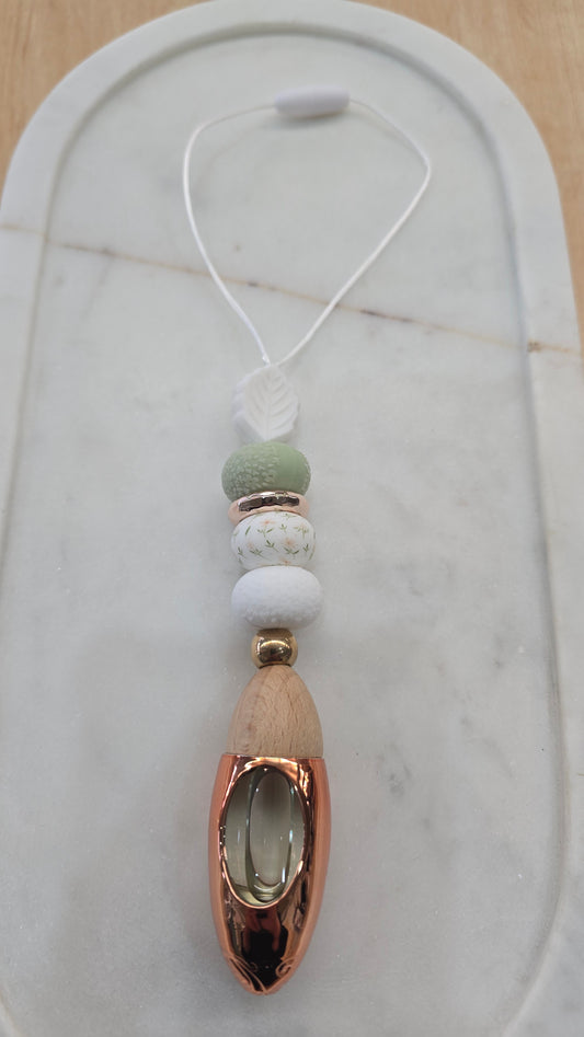 Beaded Hanging Diffuser- White Leaf