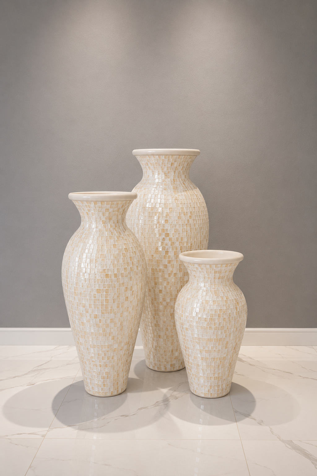 Mosaic Lip Vase- Cream