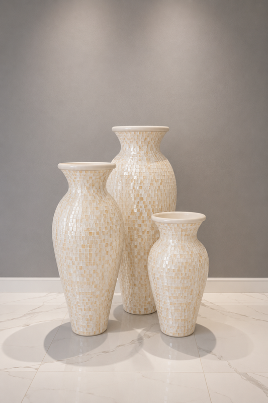Mosaic Lip Vase- Cream