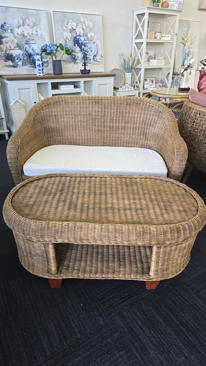 Sylvia 2 Seater-ANTIK