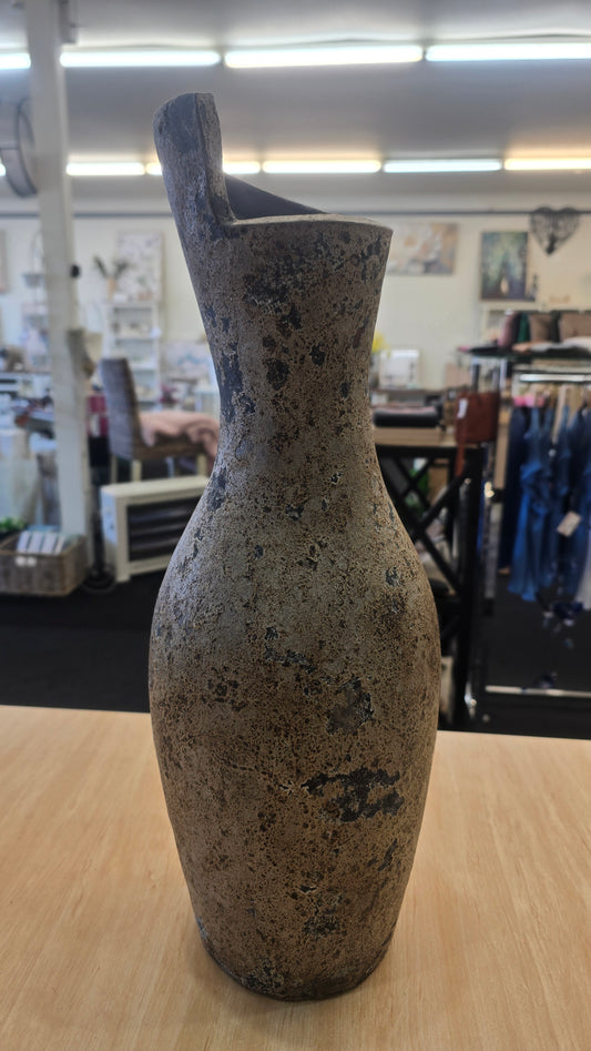 Ulir Vase-Burnt Brown