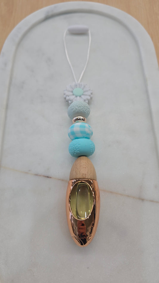 Beaded Hanging Diffuser-Gingham Meets Daisy