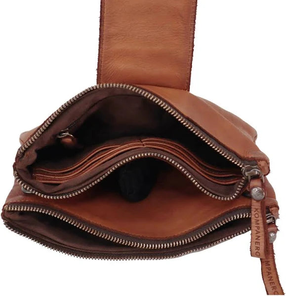 Kompanero Jonah Crossbody- Cognac