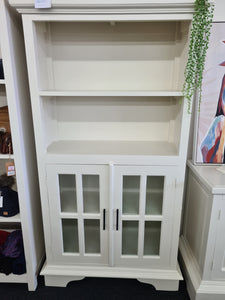 New York Half Open Cabinet