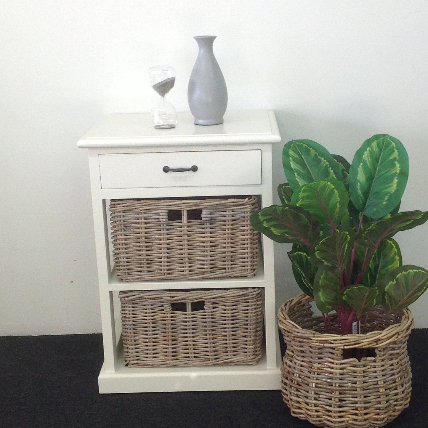 Hampton's 2 Drawer Buffet