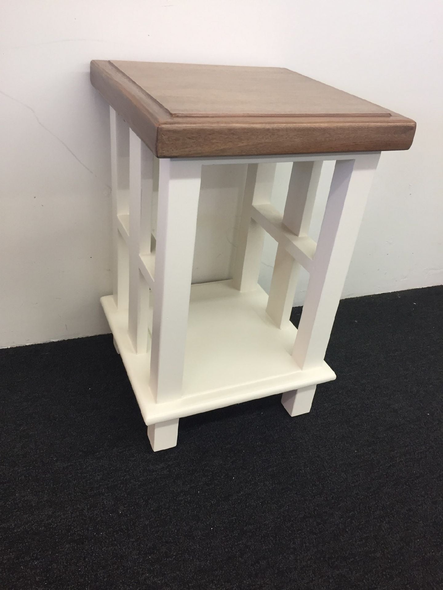 Coastal Planter Stand