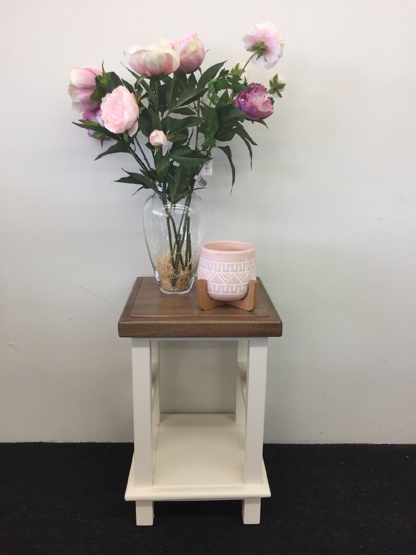 Coastal Planter Stand